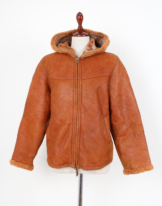 Sheepskin Coat ( M size )