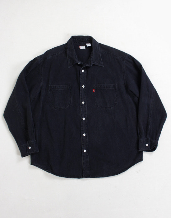 Levi&#039;s Black Denim Shirt ( XL size )