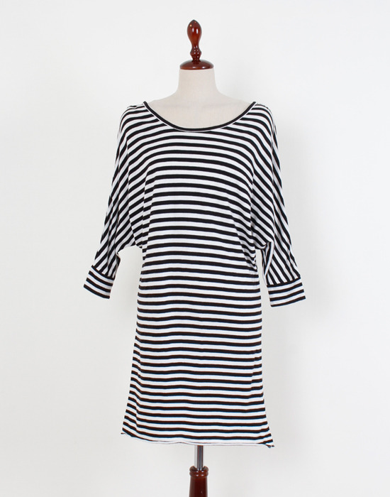 QUIKSILVER Dress ( made in INDIA, S size )