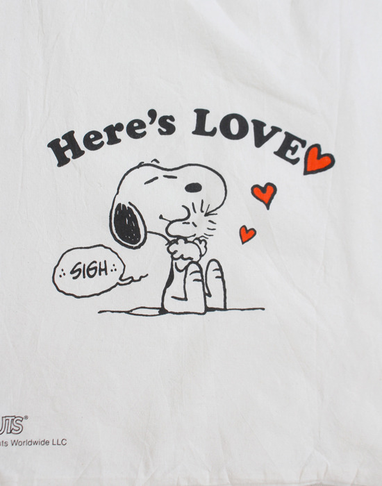 SNOOPY Here&#039;s LOVE ( 43 x 70 )