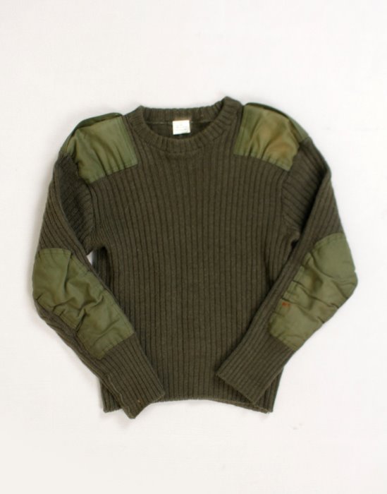 ENGLAND COMMANDO SWEATER ( MADE IN ENGLAND , 44 size )