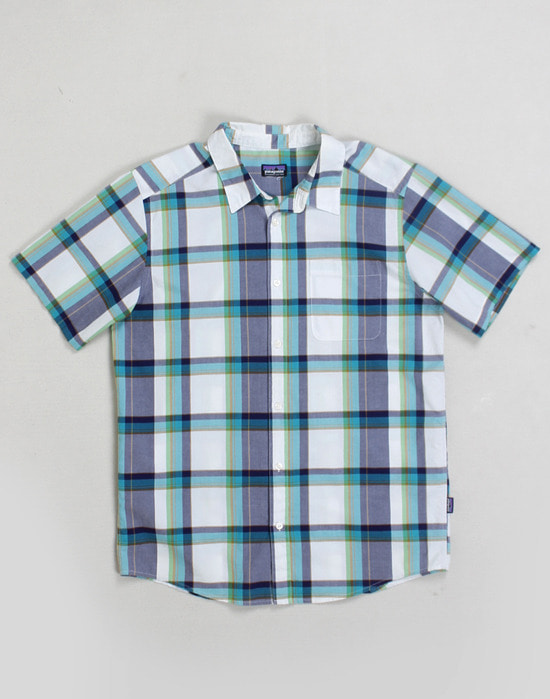 Patagonia Organic Cotton S/S  Shirt  ( M size )