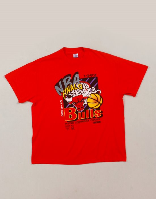 1992&#039;s NBA FINALS ORIGINAL CHICAGO BULLS T-SHIRT ( MADE IN U.S.A. , 50/50 , XL size )