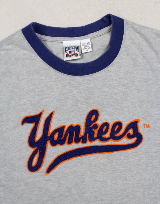 COOPERSTOWN COLLECTION YANKEES ( M size )