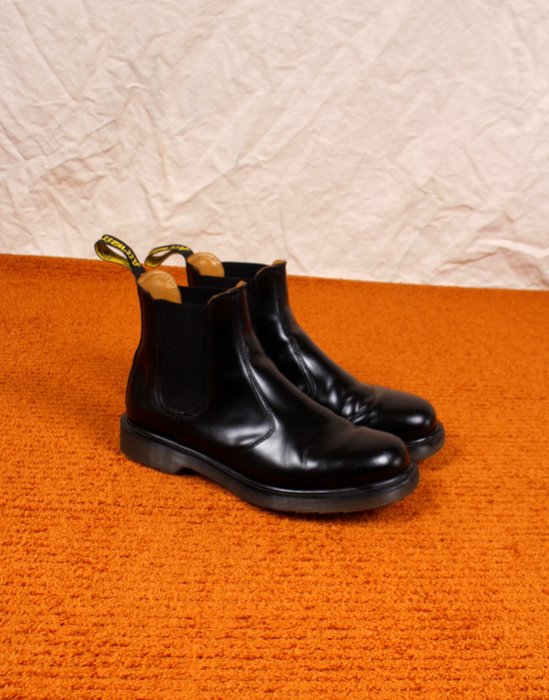 Dr Martens 2976 Chelsea Boot  ( UK 8 size )
