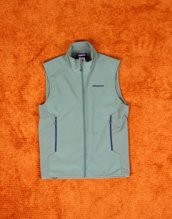 Patagonia Adze Hybrid Vest ( S size )