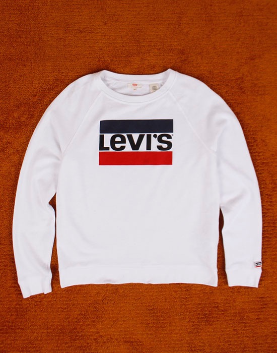 Levi&#039;s long sleeve t-shirt ( M size )