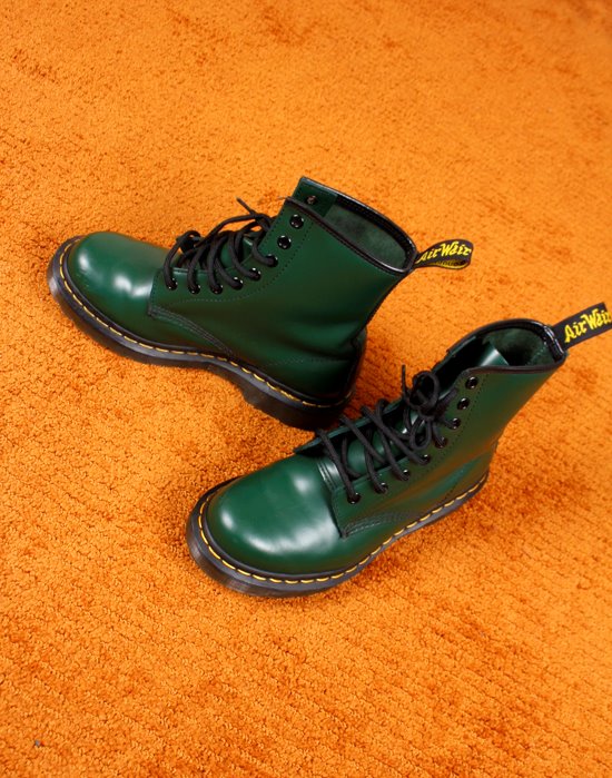 DR. MARTENS 1460 ,8 Hole Boots ( Uk4 , 230 mm )