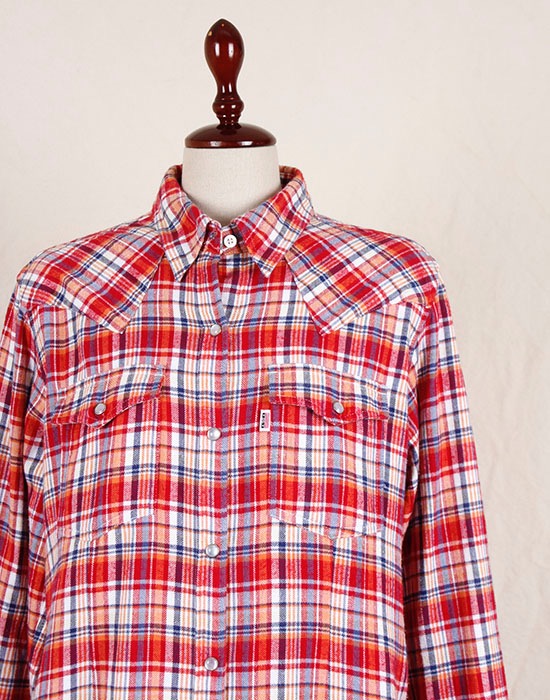 VANSPORTS LADIE&#039;S Flannel Shirt ( L size )