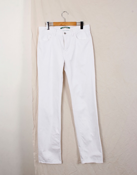 Lacoste White Cotton Slim Fit Pants ( Made in JAPAN , 32.6 inc )