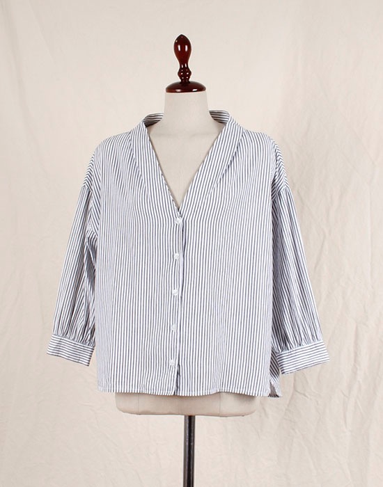 ITEMS URBAN RESEARCH BLOUSE ( M size )