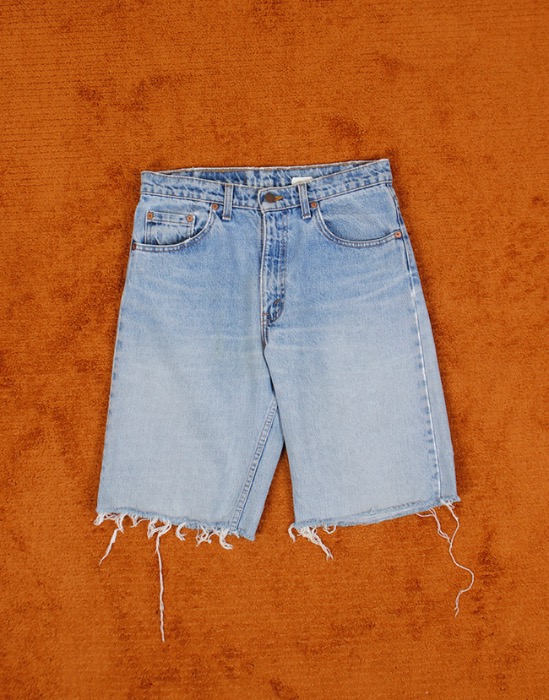 90&#039;s Levis 550 Vintage Shorts ( Made in CANADA , 31.8 inc )
