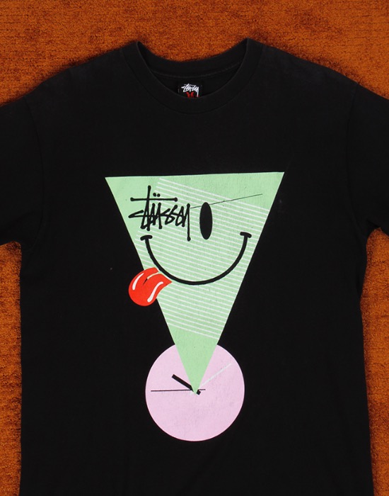 Vintage Stussy Graphic T-Shirt ( M size )
