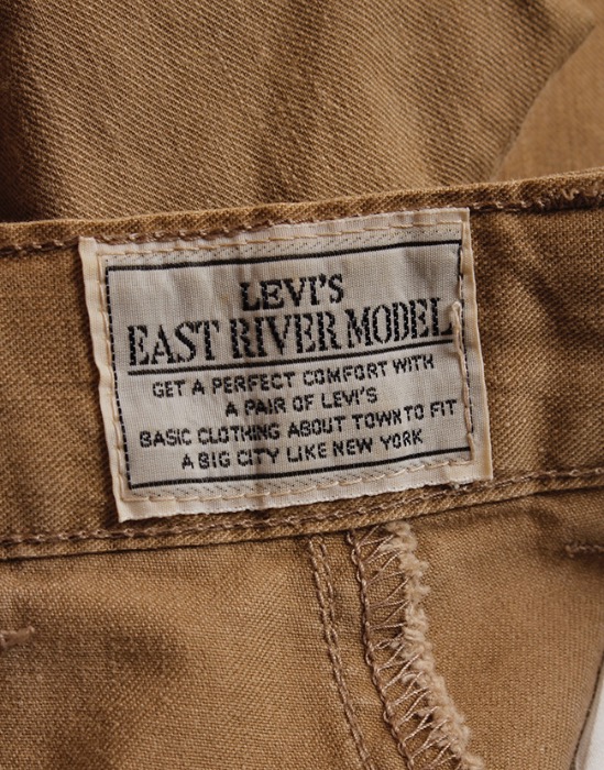 90&#039;s LEVI&#039;S EAST RIVER MODEL CITY PANTS ( Made in JAPAN , 30 inc )