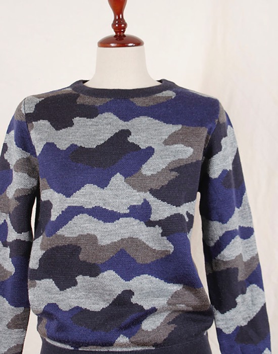 A DAY IN THE LIFE _ UNITED ARROWS KNIT ( S size )