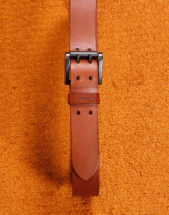 Levi&#039;s Brown Leather Belt (  94cm  )