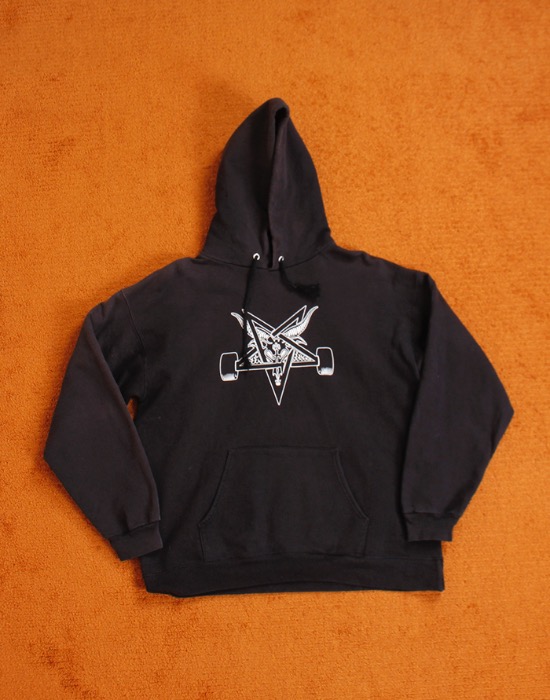 THRASHER SKATE AND DESTROY 666 HOODIE ( M size )