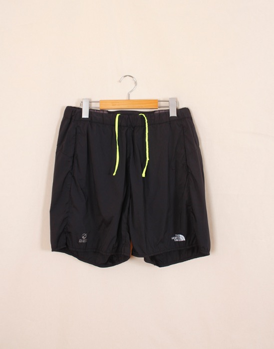The North Face Trail Running Shorts ( L size )