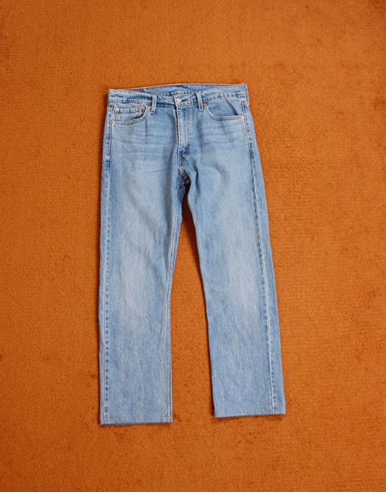 Levi&#039;s 513-0818 Slim Straight Jeans (  33 inc )