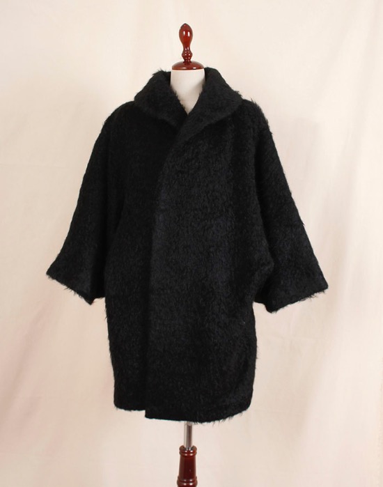 Vintage Black coat ( FREE SIZE )