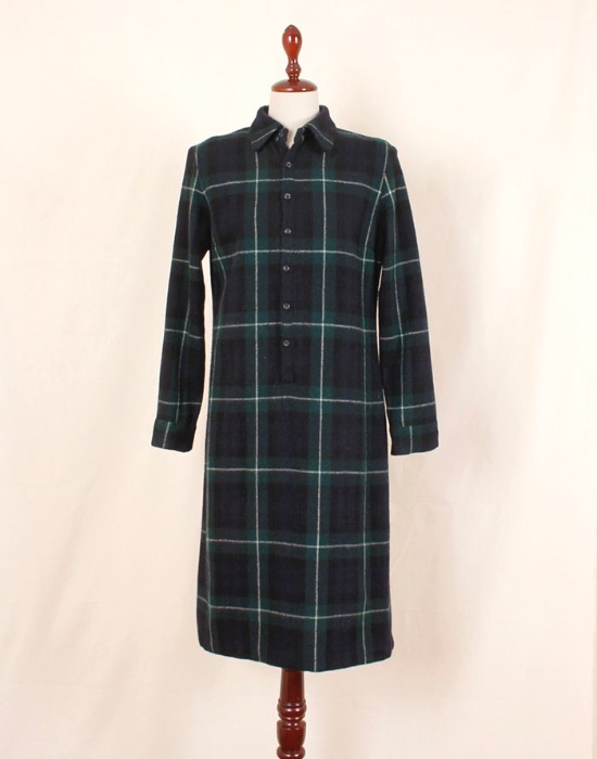 DO!FAMILY COMPANY LIMTTED WOOL SHIRT DRESS ( MADE IN JAPAN, S size )