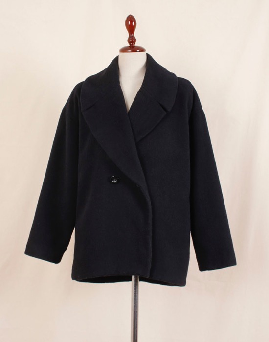 A DAY IN THE LIFE _ UNITED ARROWS  COAT ( M size )