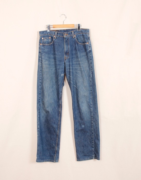 90&#039;s Levi&#039;s 519-7415 Vintage Denim Pants ( Made in U.S.A. 33inc )