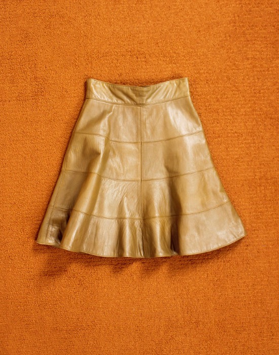 49 AV JUNKO SHIMADA  Leather Skirt ( cowhide, 25 inc )