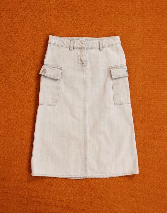 Calvin Klein Jeans  Skirt  ( 26 inc )