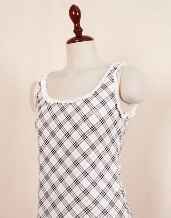 BURBERRY BLUE LABEL Sleeveless  ( MADE IN JAPAN, S size )