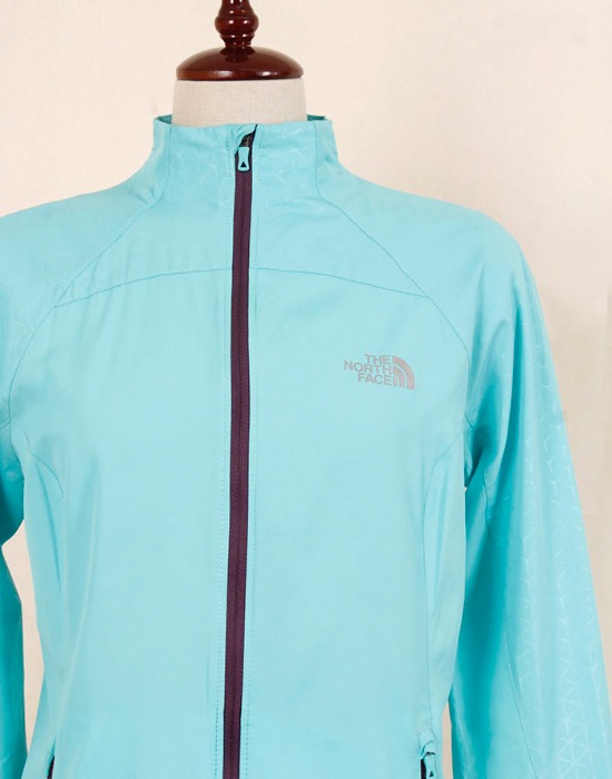 The North Face Women Jacket ( S size )