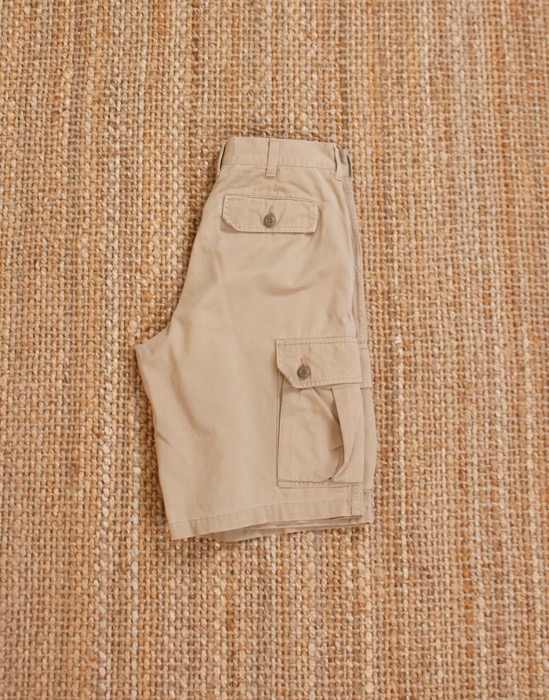 Edwin Khakis Cargo Shorts (  30 size )