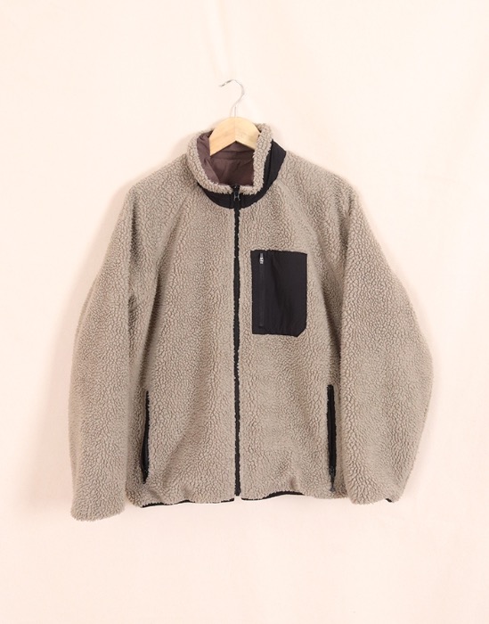 A DAY IN THE LIFE _ UNITED ARROWS REVERSIBLE PILE JACKET ( L size )
