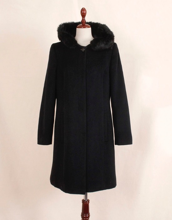 Vintage GRADE Black Coat ( rabbit fur, M size )