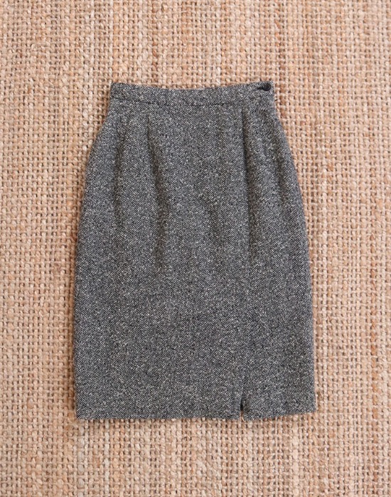 Paul Stuart  Wool Skirt ( 24 inc )