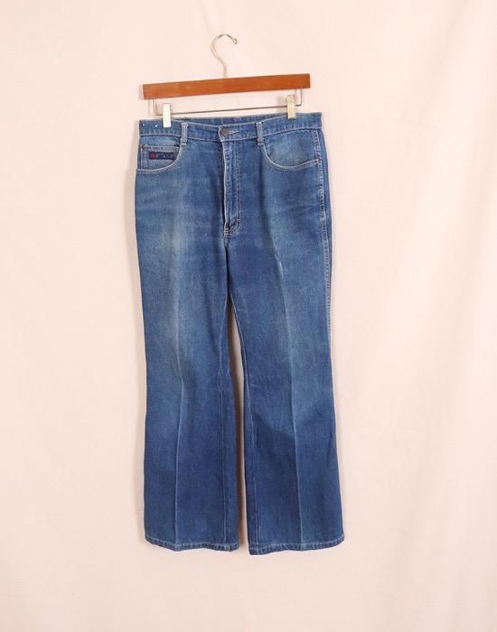80&#039;s BRITTANIA SPORTWEAR FLARE DENIM PANTS ( Made in Hong Kong , 32 size )