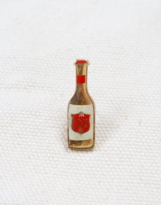 Lone Star Beer Bottle Lapel/Hat Pin ( 2.6 x 0.8 )