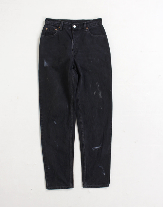 90&#039;s Levis 550 Relaxed fit Tapered Leg ( Made in Canada , 28.5 inc )