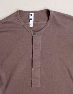 MARGARET HOWELL By  MHL HENLEY NECK SHIRT   ( MADE IN JAPAN , M size )