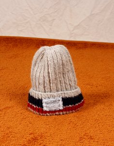 ARGYLL &amp; BUTE HAND KNIT BEANIE ( PURE NATURAL WOOL )