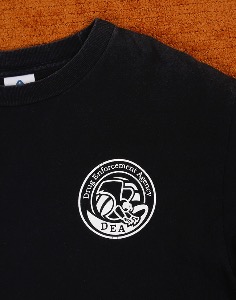 Drug Enforcement Administration Vintage T-Shirt ( M size )