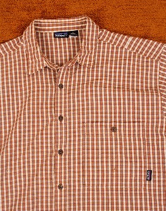 Patagonia Men&#039;s Puckerware Seersucker Shirt ( L size )