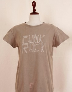 A.P.C section musicale PUNK ROCK T-Shirt ( 무료나눔, MADE IN FRANCE, M size )