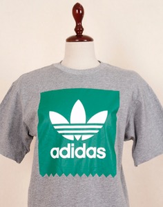 adidas Originals Women&#039;s Logo T-shirt ( M size )