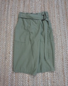 KHAKI spick&amp;span Skirt ( S size )