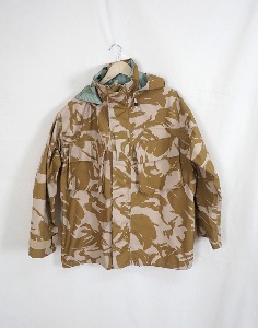 British Army MVP Goretex MTP Desert DP Jacket ( Made in ENGLAND , 160 / 96  size )