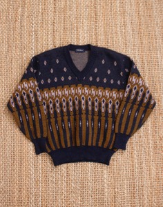 Vintage YvesSaintLaurent Knit  ( MADE IN JAPAN, M size )