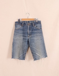 Wrangler Vintage Denim Cutoff Shorts ( Made in JAPAN , 31.8 inc )