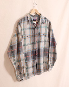 Patagonia Organic Cotton Shirt ( L size )