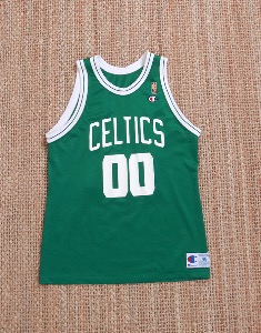 94&#039;s Robert Parish Boston Celtics Champion Jersey (   Made in U.S.A.  48 size )